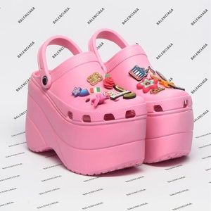 Balenciaga crocs
